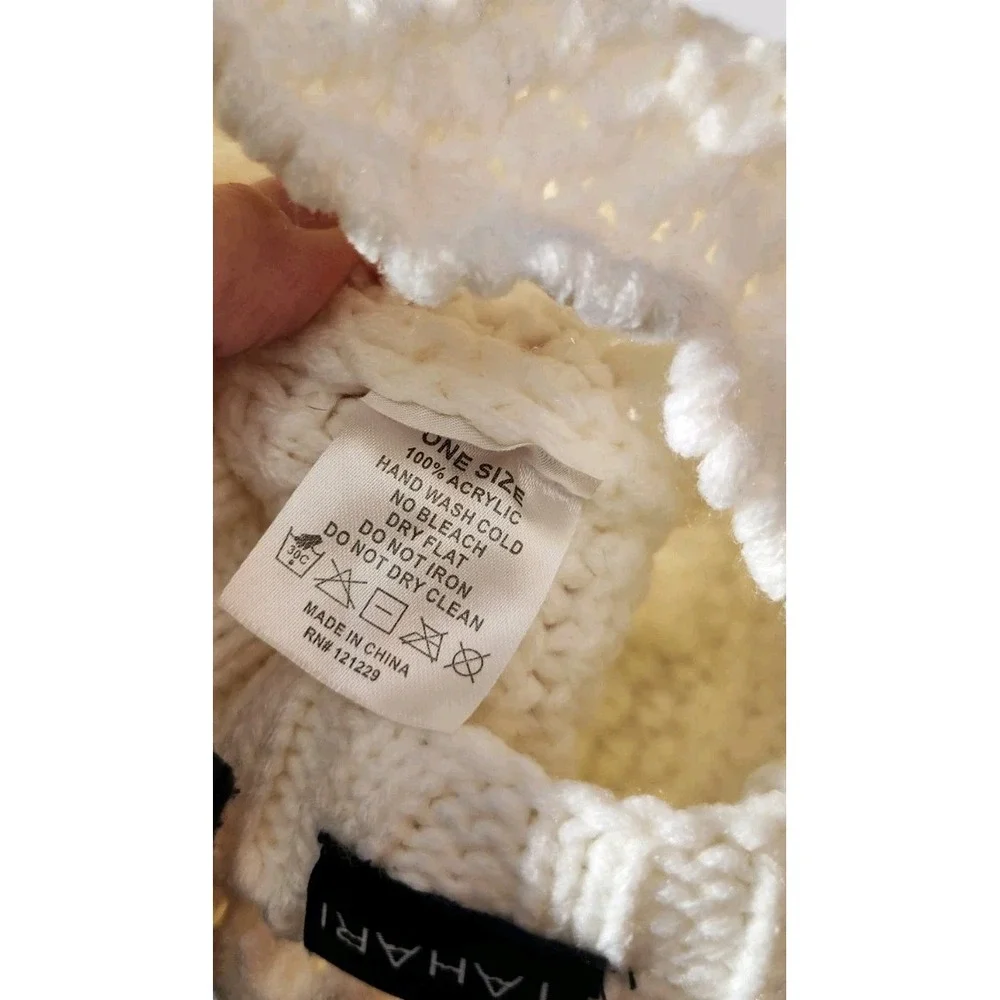 Tahari Knit Beanie‎ Womens One Size White Cozy Winter Hat Ski Tobogan Preppy